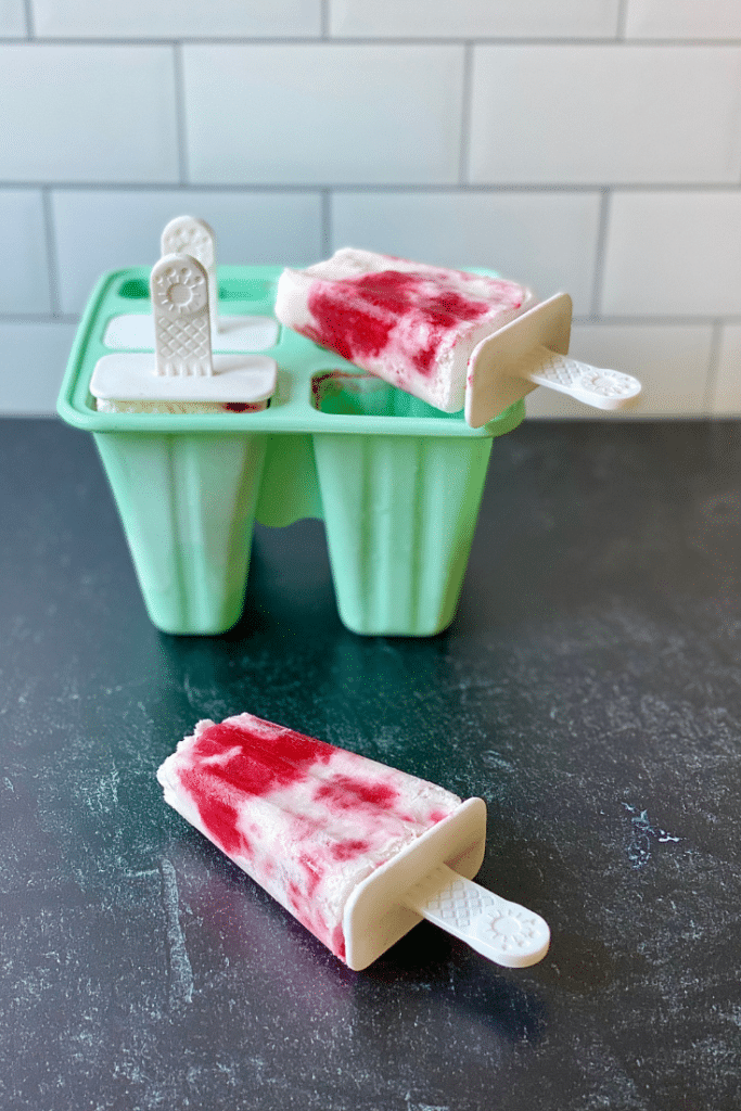 Strawberry Popsicles - A Virtual Vegan