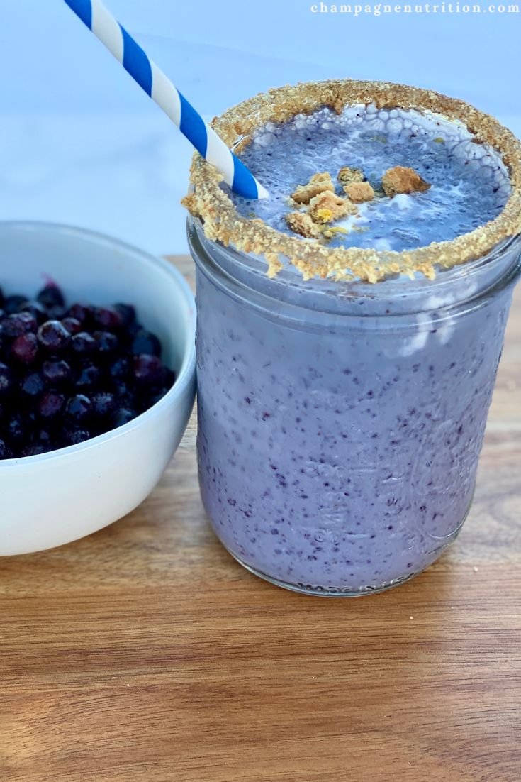 Wild Blueberry Oatmeal Smoothie {healthy, easy, delicious}